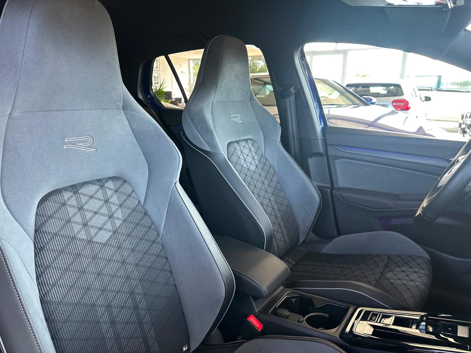 Volkswagen Golf VIII Lim. R-Line DSG*LED*ACC*CarPlay*Stdhzg, миниатюра 7