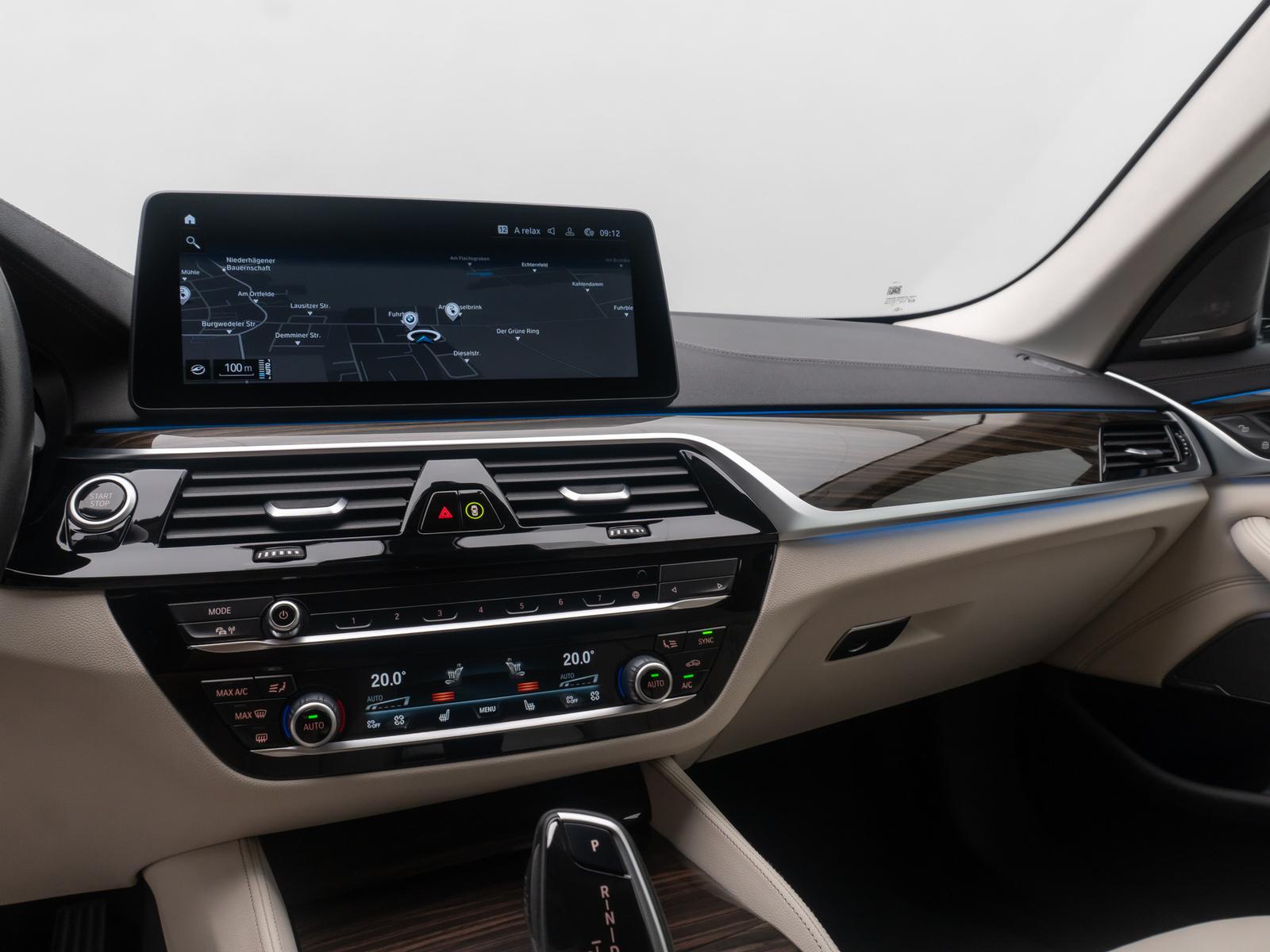 BMW 530e Luxury Line DAB H/K 4xKlima Alarm AHK Sport