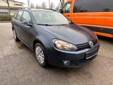 Volkswagen Golf VI 1.6 TDI DSG Trendline Variant - Volkswagen Golf aus 2010: TDI