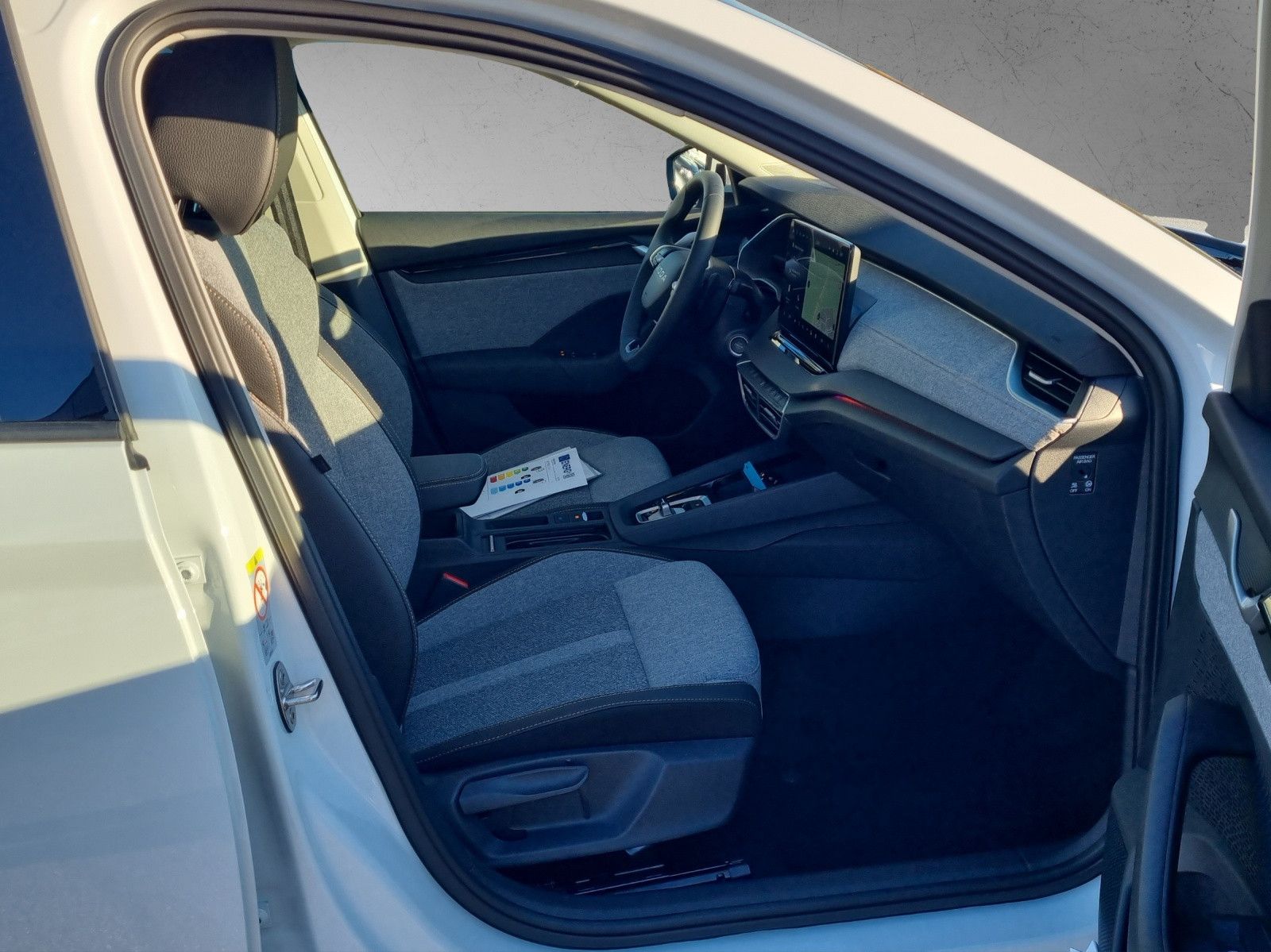 Fahrzeugabbildung SKODA Octavia Combi Tour 2,0 TDI 110KW/150PS AHK