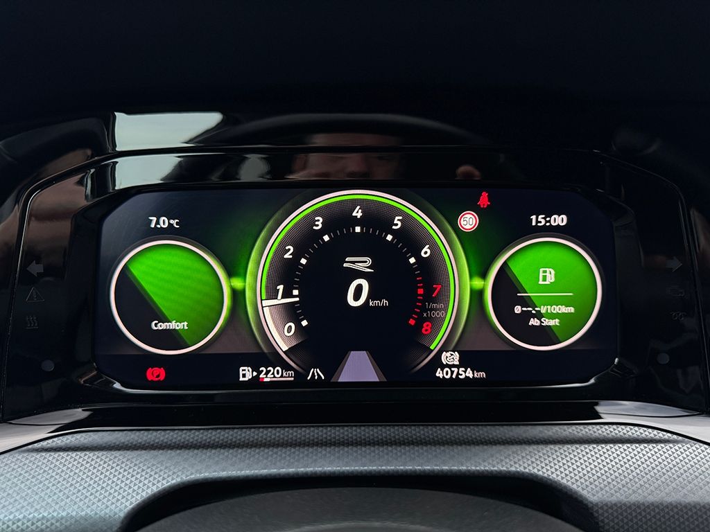 Golf VIII 1.5 TSI "ACTIVE" *LED*IQ.DRIVE*KAMERA*