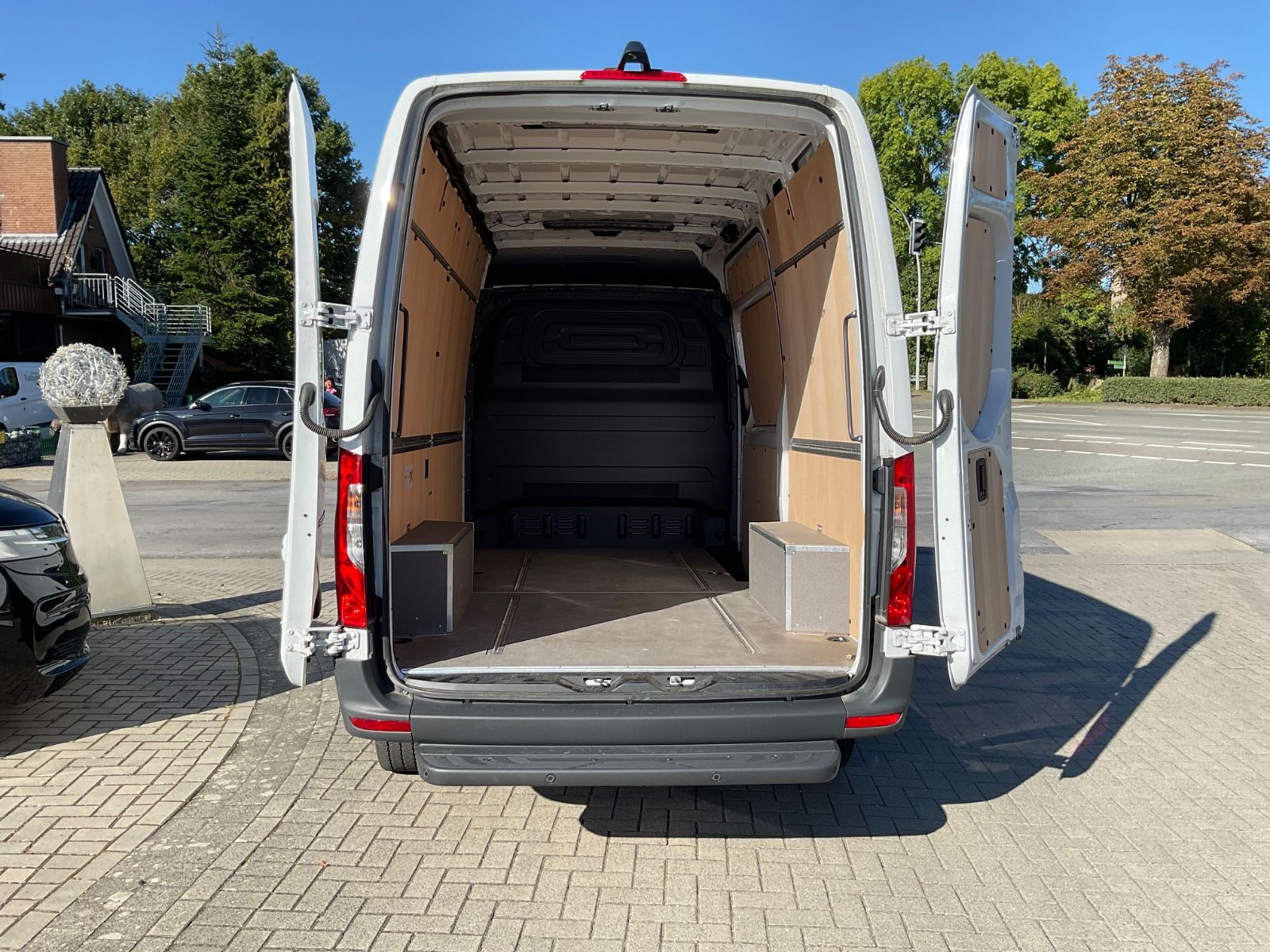 Fahrzeugabbildung Mercedes-Benz Sprinter 317 CDI,3.5t,L2 H2,Kamera,Navi,Telefon,