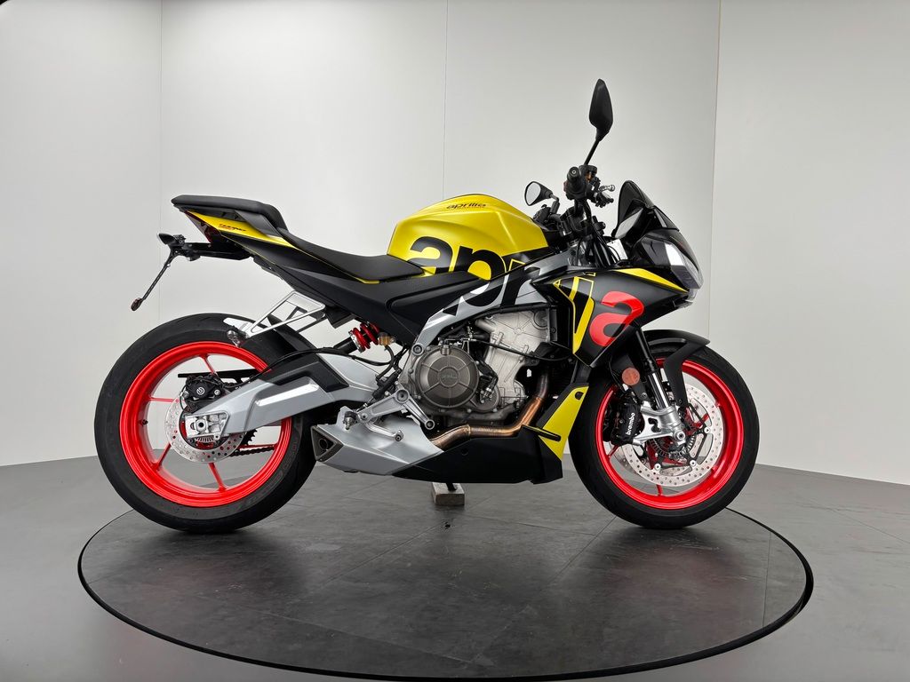 Fahrzeugabbildung Aprilia TUONO 660 *NEUWERTIG *1. HAND