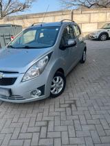 Chevrolet spark mit einem neuen TŪV - Chevrolet Avalanche