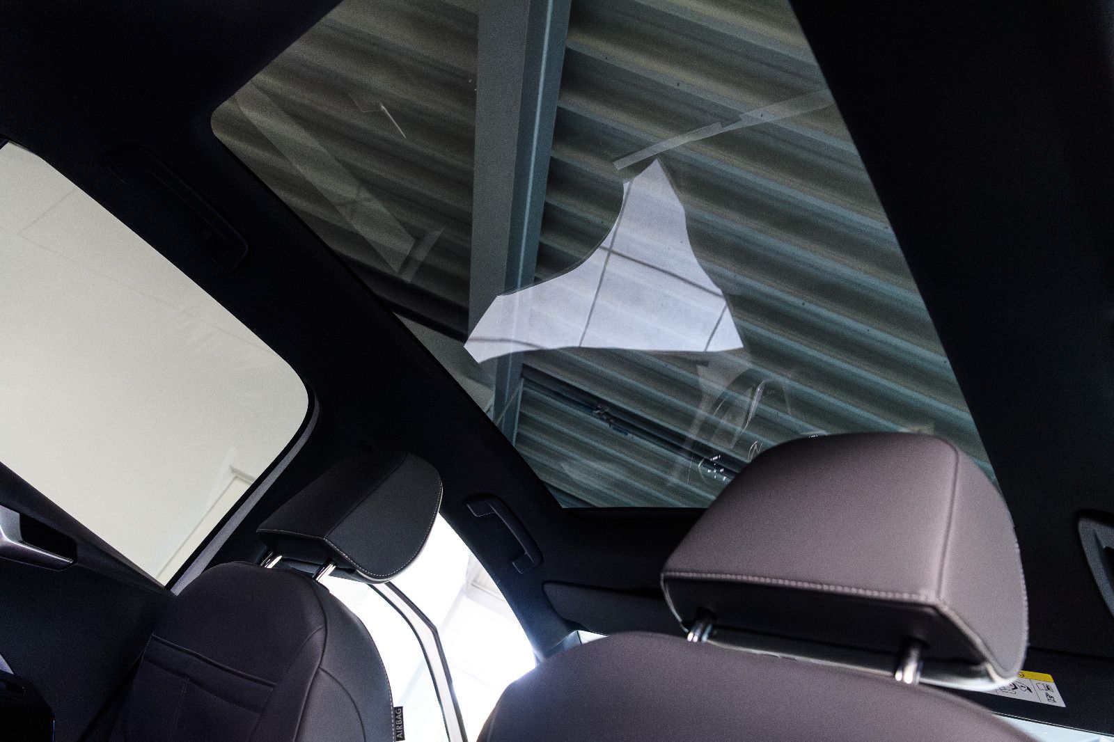 Fahrzeugabbildung Volkswagen ID.3 Pro Performance 150 kW*LED+SHZ+PANORAMA+NAV