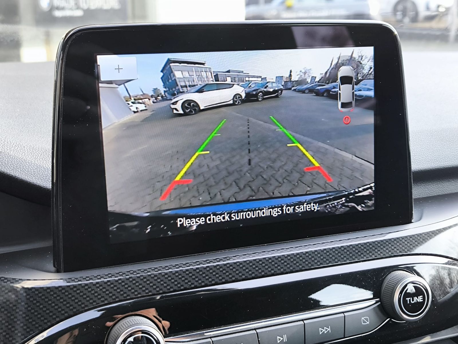 Fahrzeugabbildung Ford Kuga 1.5 EB ST-Line VIRTU+NAVI+LED+KAM+PDC+18"LM