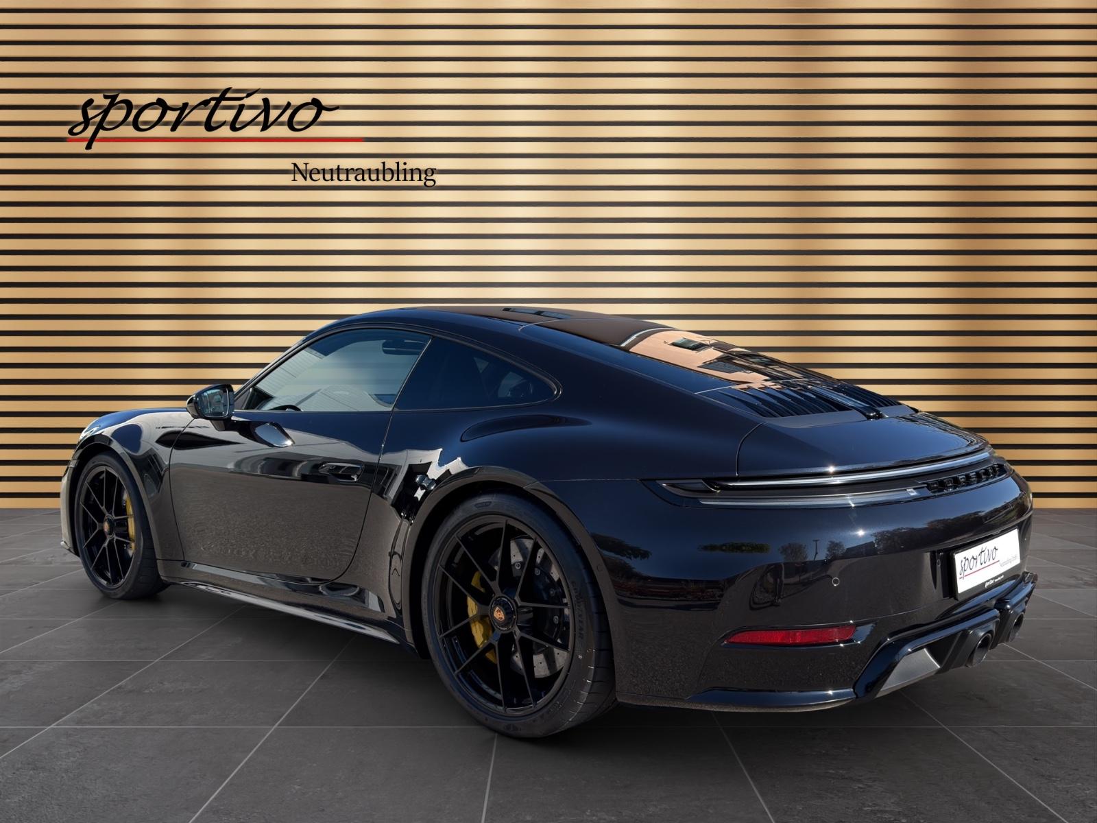 Porsche 911 Carrera GTS/PCCB/HD-Matrix/PDCC/Lift/18-Wege