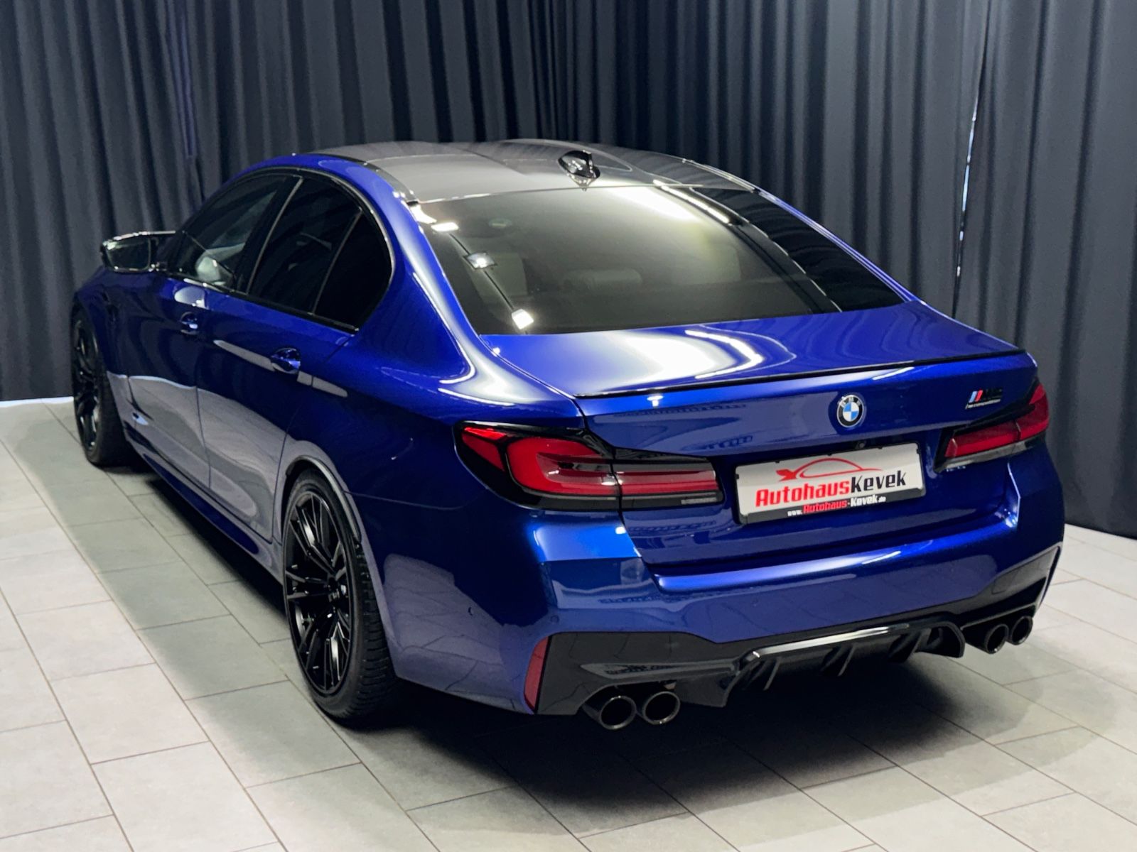 Fahrzeugabbildung BMW M5 Limousine Competition|KERAMIK|HEAD-UP|