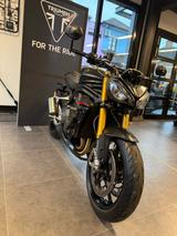 Triumph Speed Triple 1200 RS  *2025* Granite Red - TRIUMPH TR2