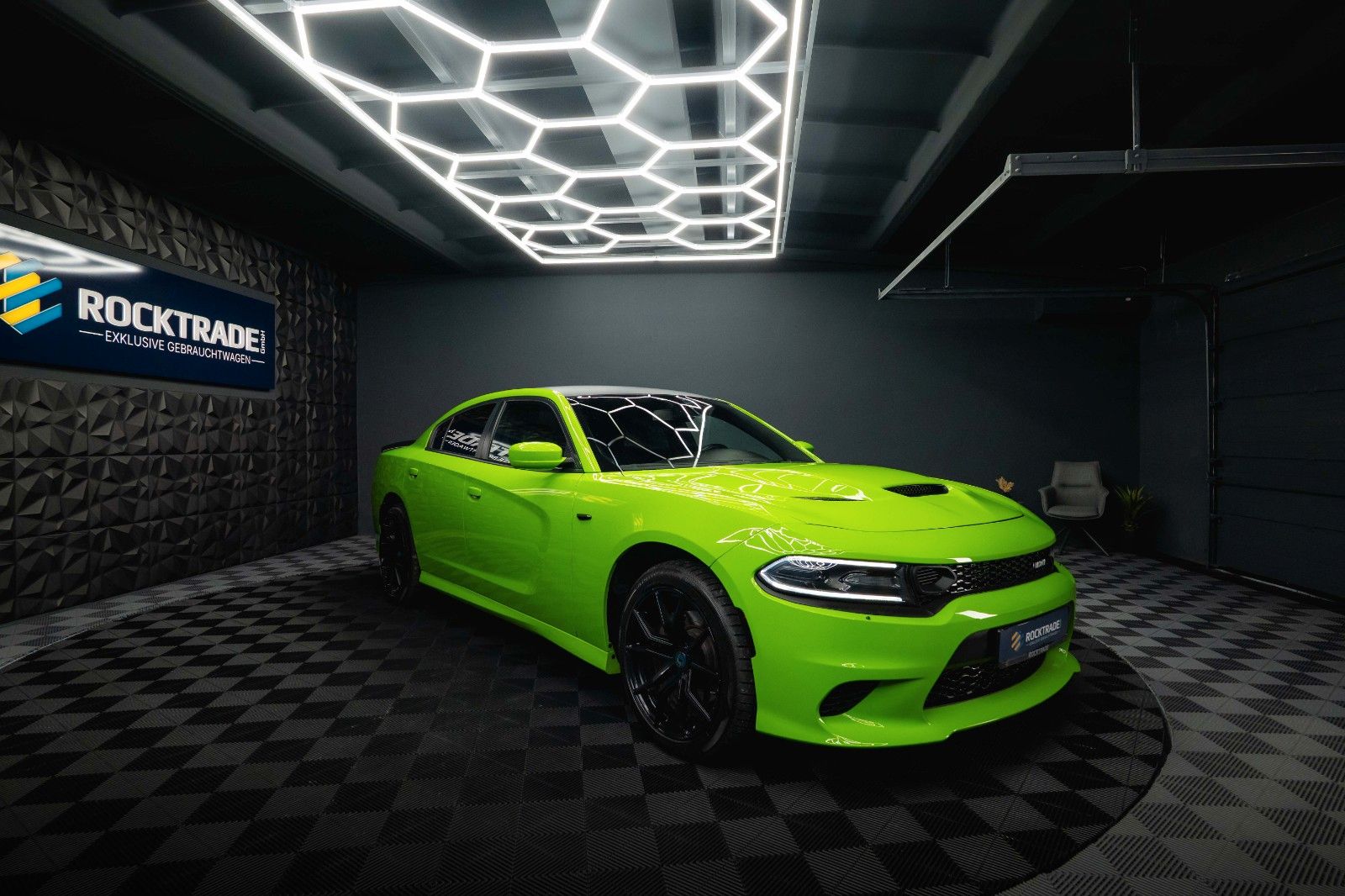 Fahrzeugabbildung Dodge Charger 5.7 V8 HEMI R/T DAYTONA Performance
