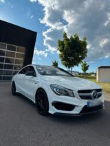 Mercedes-Benz Mercedes CLA 45 AMG Voll Scheckheftgepflegt - gebrauchte Mercedes-Benz CLA 45 AMG aus dem Jahr 2015