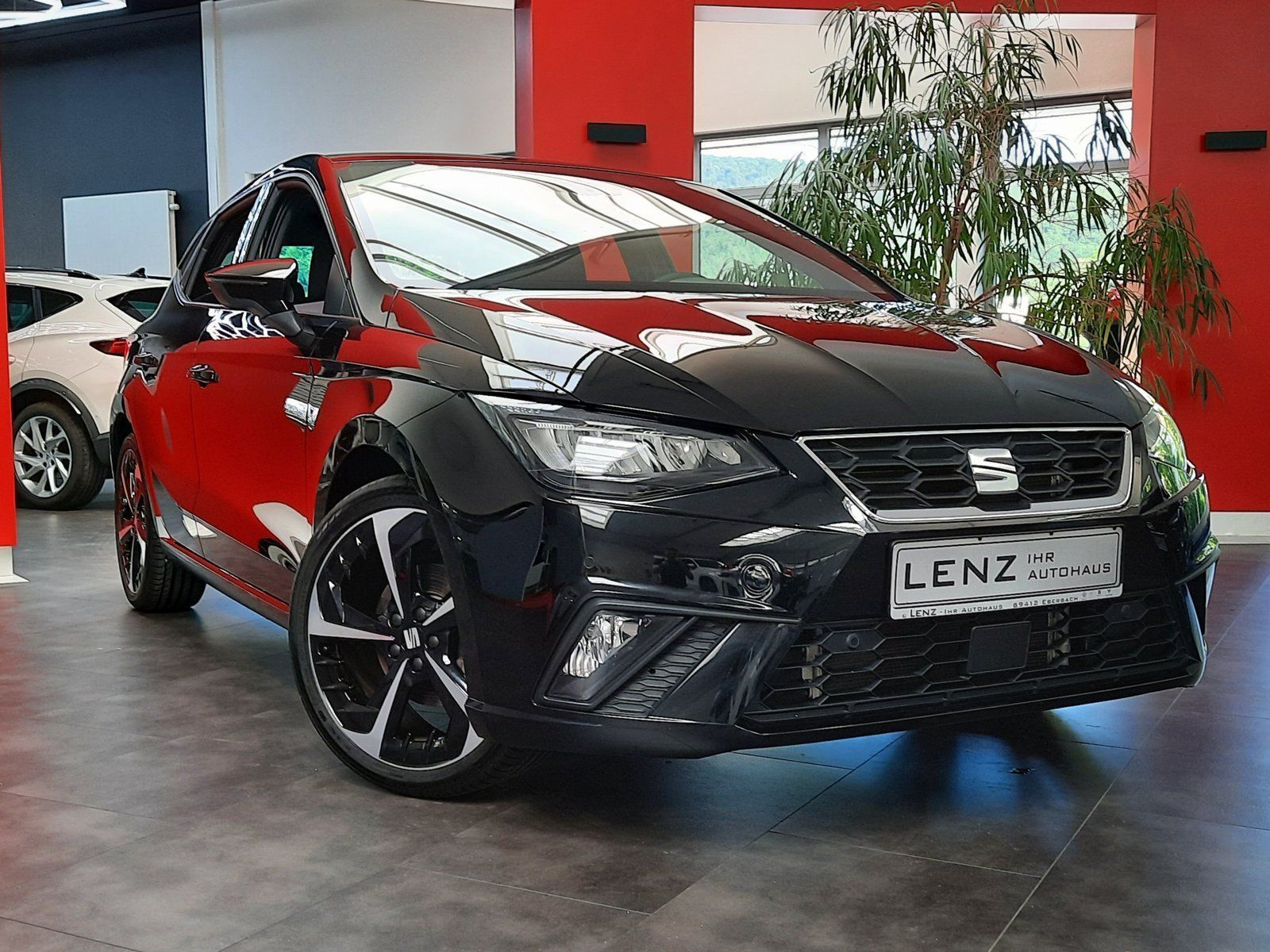 Fahrzeugabbildung SEAT Ibiza FR TSI DSG *Cam*LED*Sitzhzg*PDC*APP*ACC*
