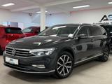 Volkswagen Passat 2.0 TSi DSG Elegance Navi/Leder/IQLight/A - Volkswagen Passat mit Benzin-Antrieb: Kombi, Automatik, 2.0