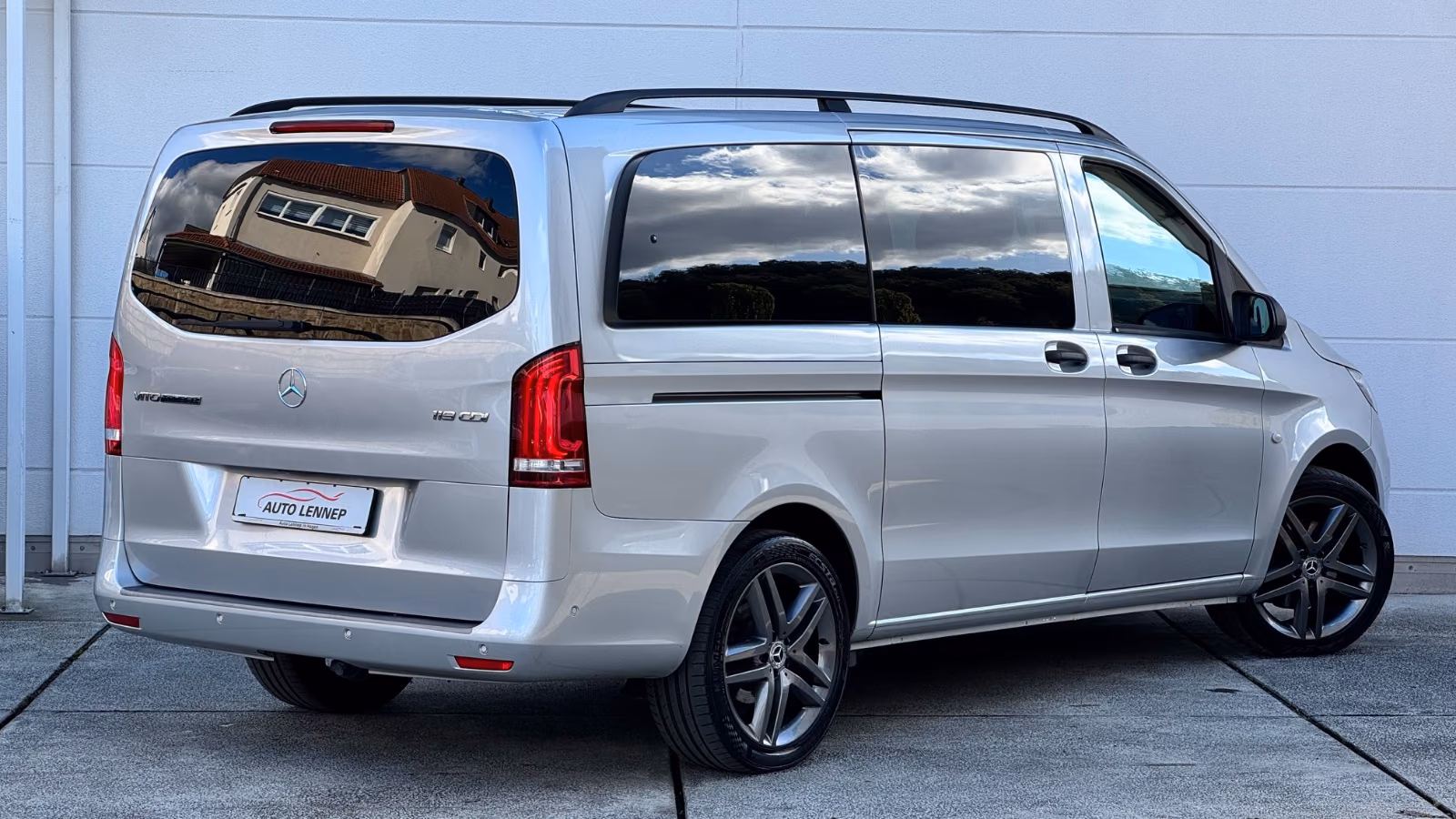Mercedes-Benz Vito Tourer 119 CDI*Lang*8-Sitzer*2XSchiebetür*