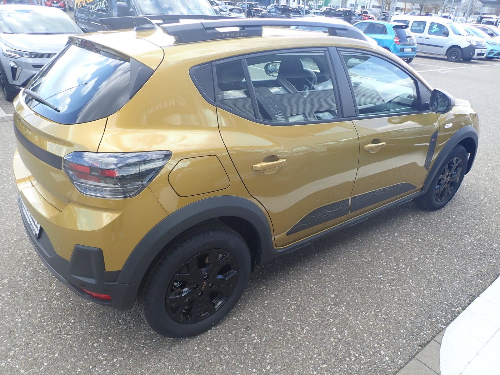 Fahrzeugabbildung Dacia Sandero Stepway Extreme Eco-G 120 auto