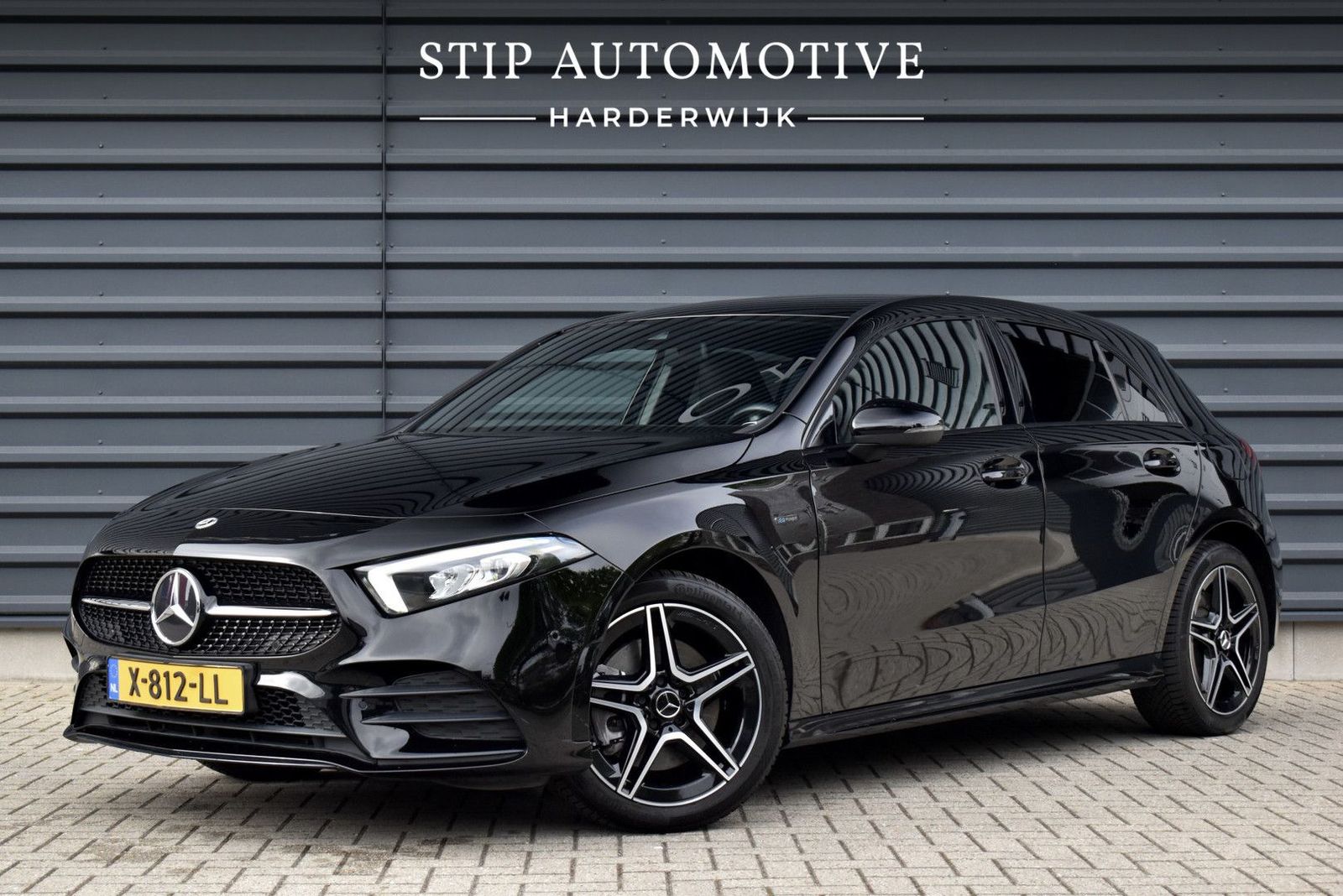 MERCEDES-BENZ A 250 e AMG Line | Sfeerverlichting | Stoelverwa