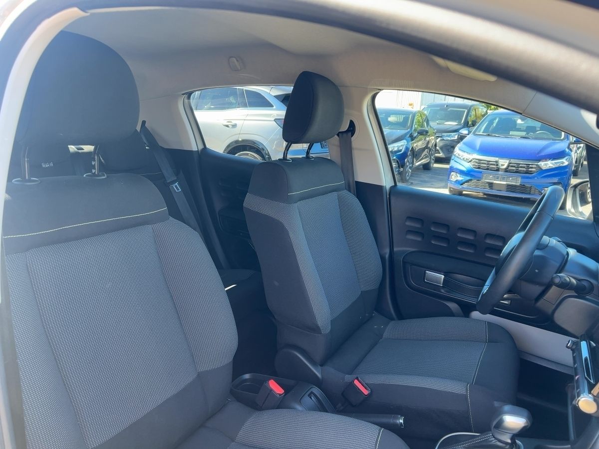 Fahrzeugabbildung Citroën C3 1.2 PureTech 110 Max Navi EPH Klimmaut.