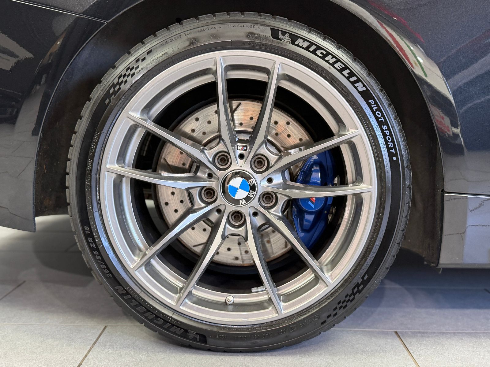 Fahrzeugabbildung BMW 435 i Coupe|SCHALTER|M-Performance|HIFI|LEDER