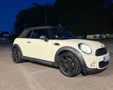 MINI Mini Cooper Cabrio - unfallfrei, 8-fach be... - MINI Cooper Cabrio aus 2011: Roadster