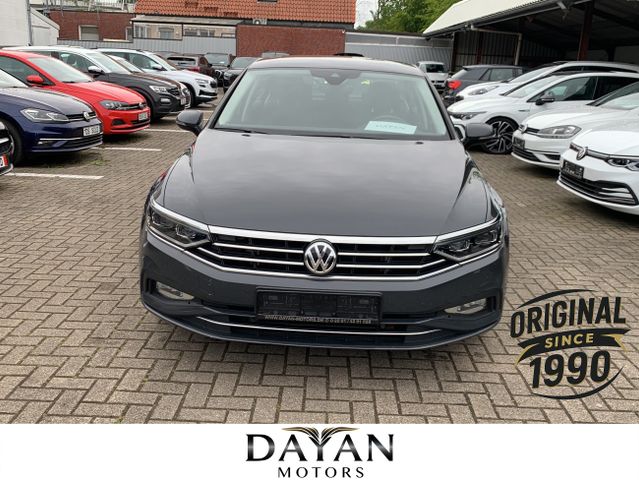 VW Passat 2.0 TDI IQ Light Matrix Virtual Navi AHK