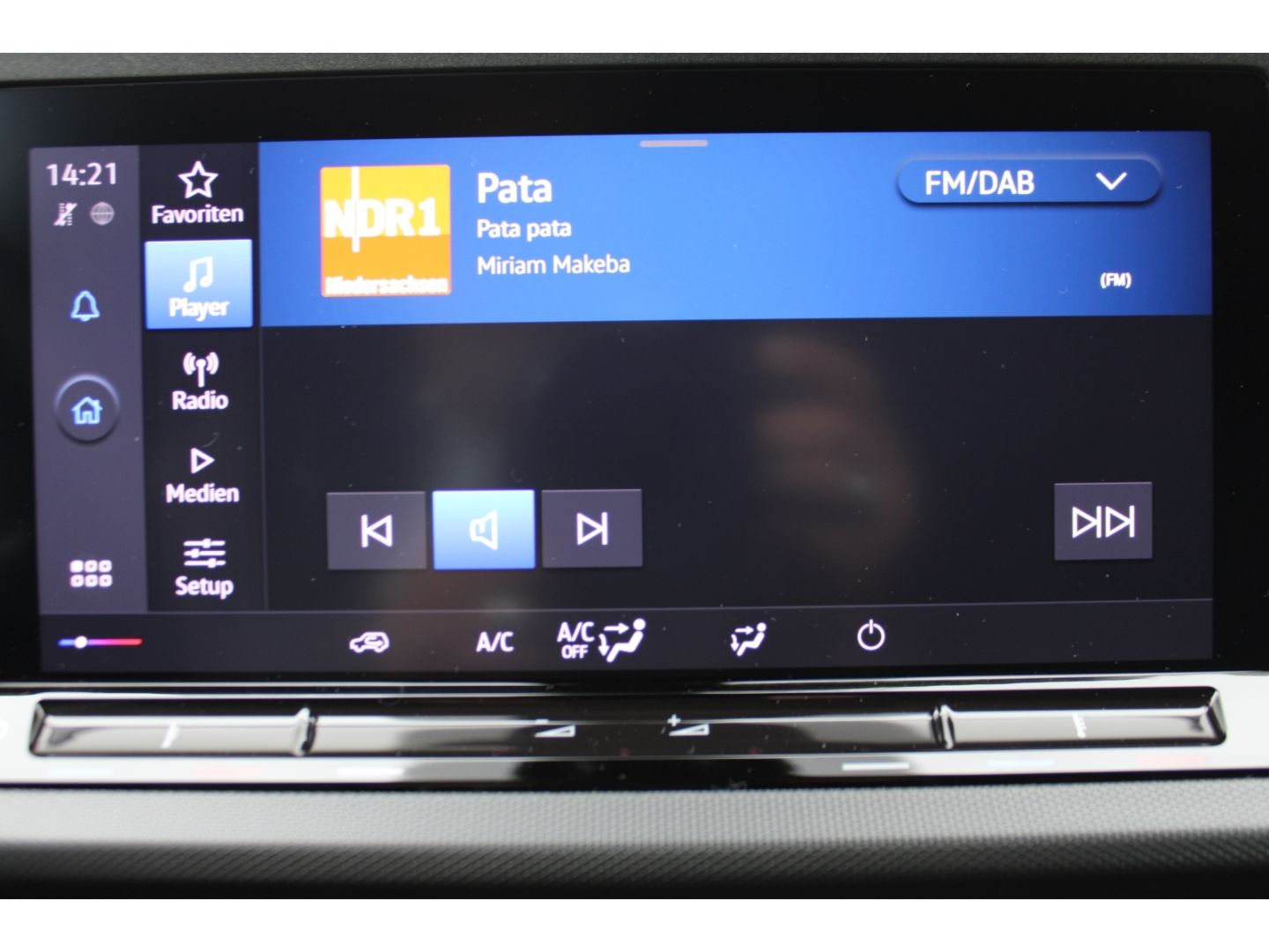 FORD Transit Connect L2 Kasten 2.0 EcoBlue Trend AHK - Image 21