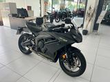 Triumph Daytona 660 - TRIUMPH DAYTONA 660