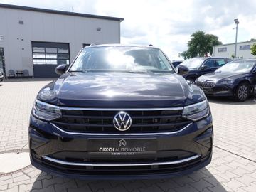 Volkswagen Tiguan - 2
