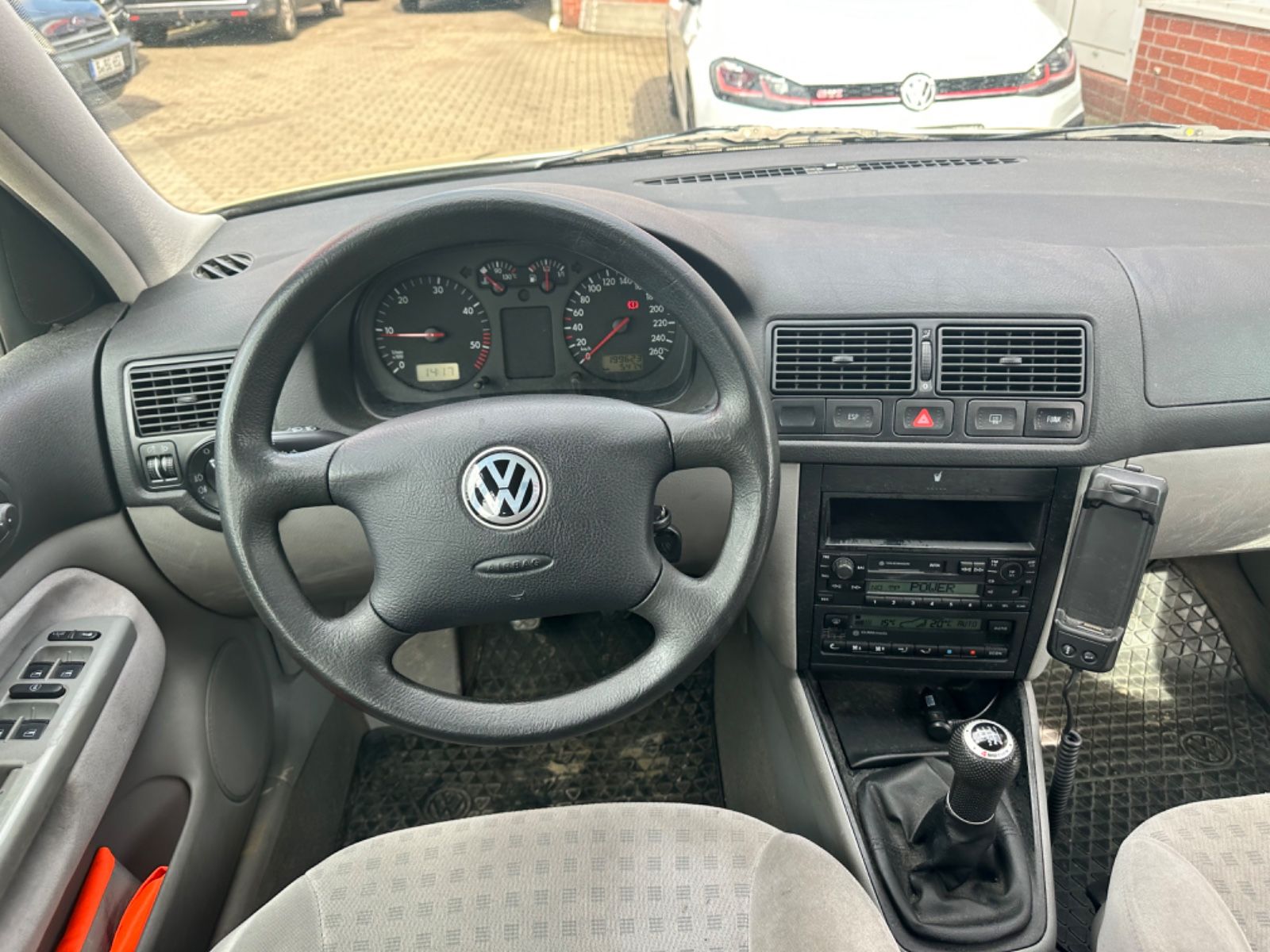 Fahrzeugabbildung Volkswagen Golf IV 1.9 TDI Variant Comfortline 4Motion