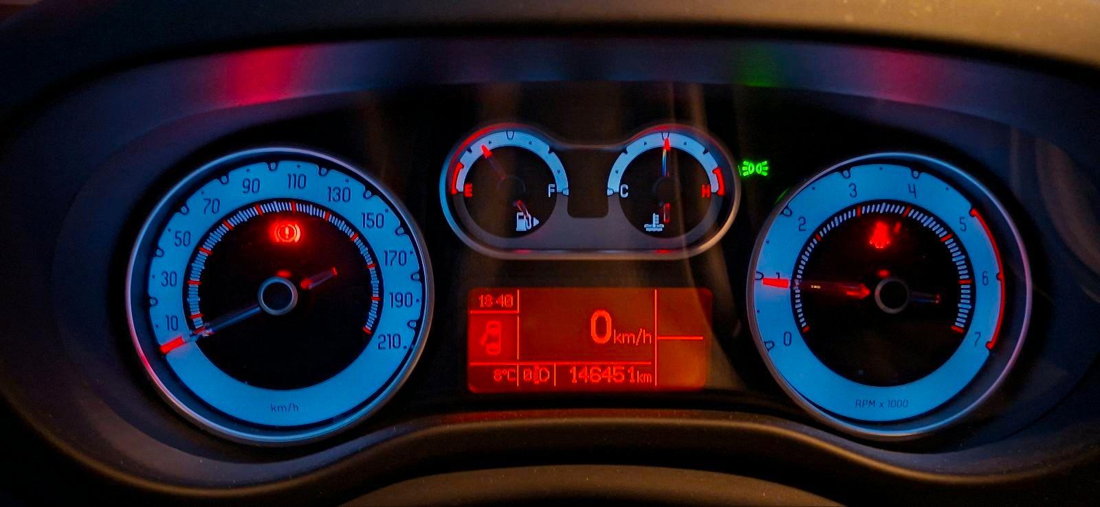 Fiat 500L 2013 — engine 84 HP (62kW)