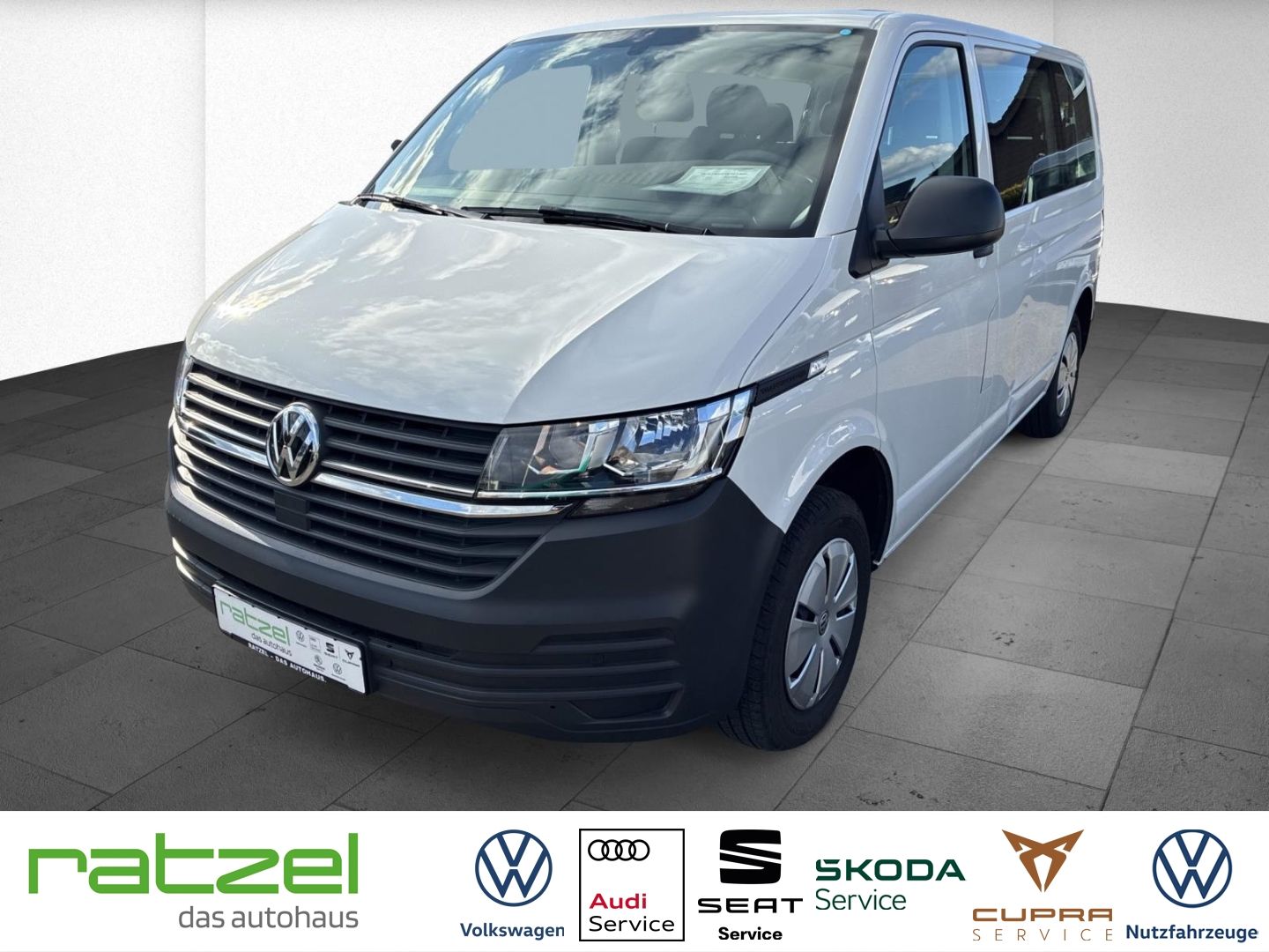 Fahrzeugabbildung Volkswagen T6.1 Kombi 2.0 TDI 9-Sitzer DAB Notbremsass. PDC