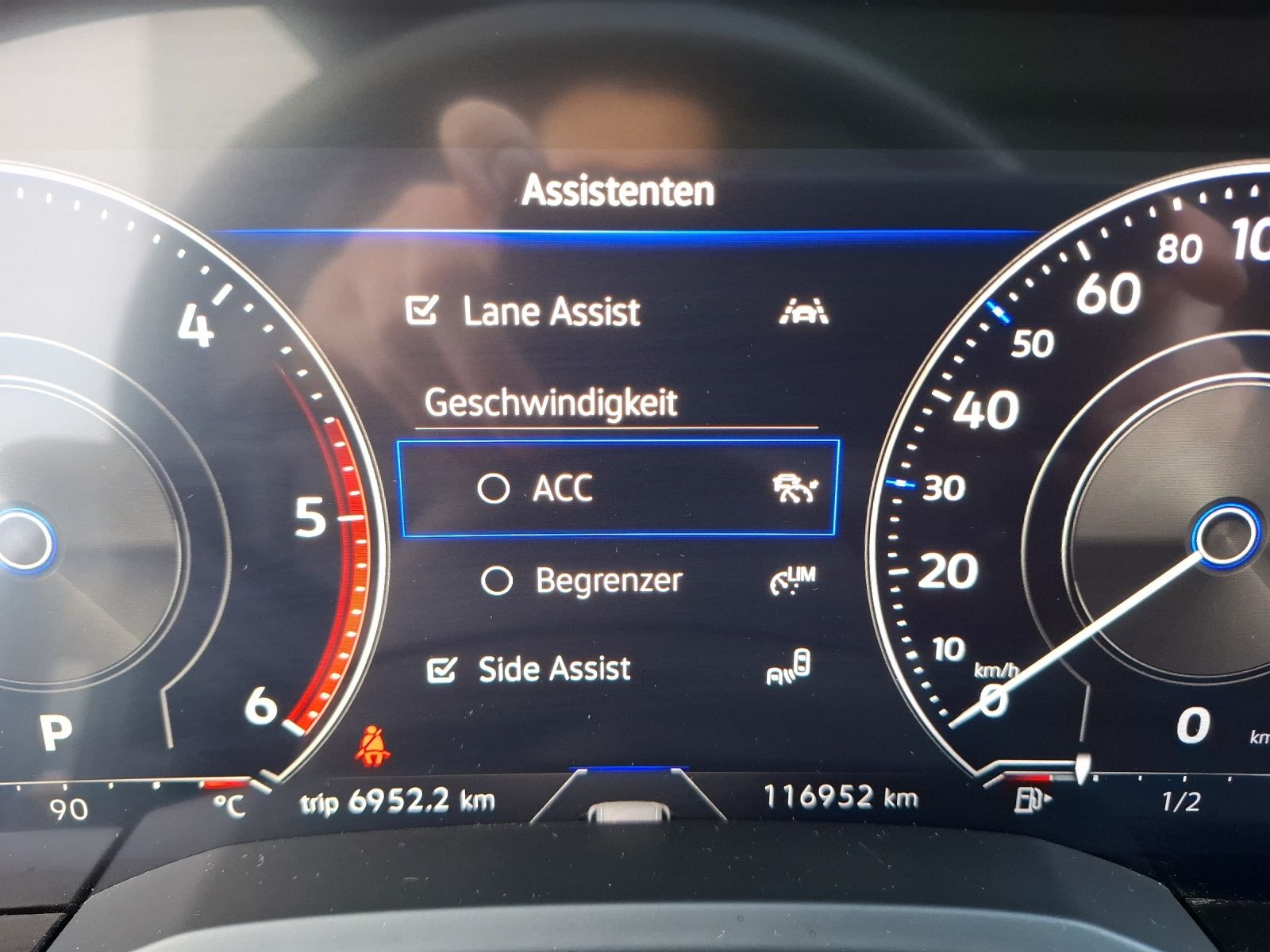 Fahrzeugabbildung Volkswagen Touareg TDI Elegance DSG 4M R-Line Matrix AHK Pa