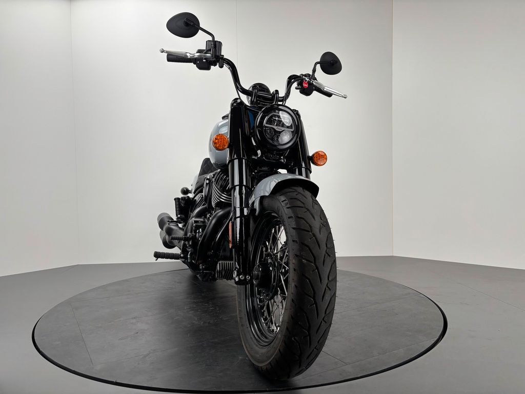 Fahrzeugabbildung Indian CHIEF BOBBER DARK HORSE *JEKILL & HYDE*