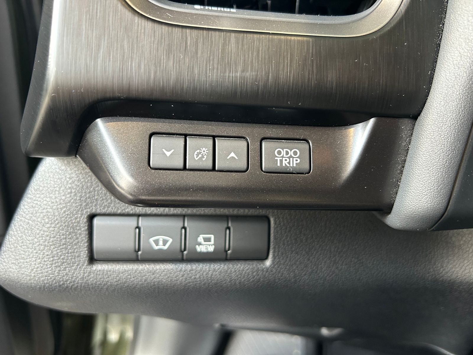 Fahrzeugabbildung Lexus UX 250 h Luxury PANO 360°