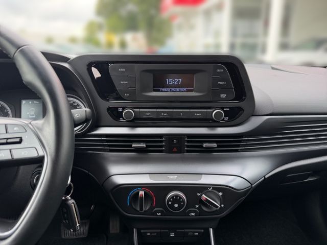 Fahrzeugabbildung Hyundai i20 1.0 T-Gdi DCT Select +KLIMA+PDC+RADIO+DAB+UV
