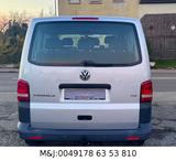 Volkswagen T5 2.0 Caravelle/9Sitze/PDC/AHK/TÜV Neu/1Hand - silberne Volkswagen T5 Caravelle