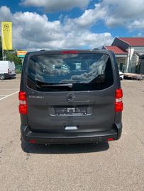 Bild 8 Opel Vivaro Kombi XL 9 Sitze 8 AT Heckklappe