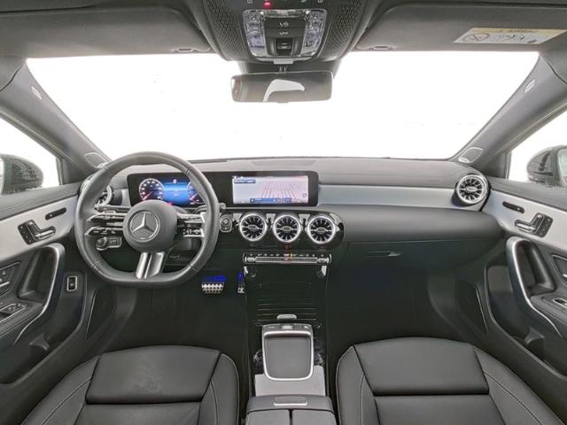 Mercedes-Benz A 250 4Matic Limousine AMG Line Premium+ Night