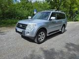 Mitsubishi Pajero 3,2 DI-D Invite Invite 7-Sitze SCHALTER - gebrauchte Mitsubishi Pajero aus dem Jahr 2008