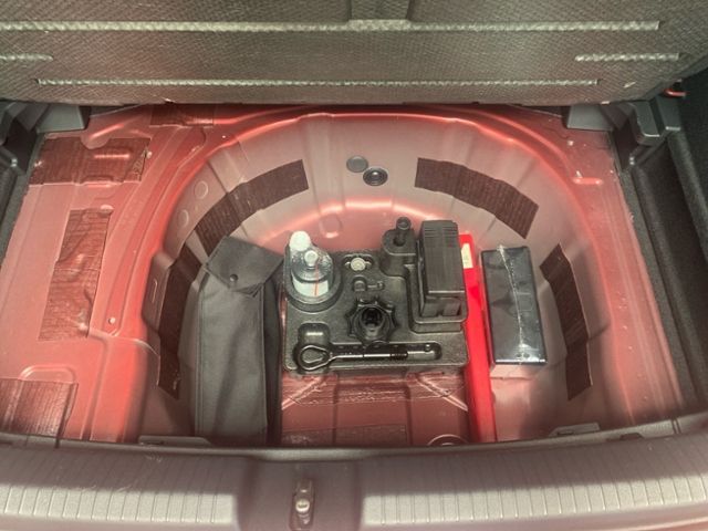 Fahrzeugabbildung Volkswagen Polo 1.0 TSI DSG Style LED-MATRIX NAVI ACC