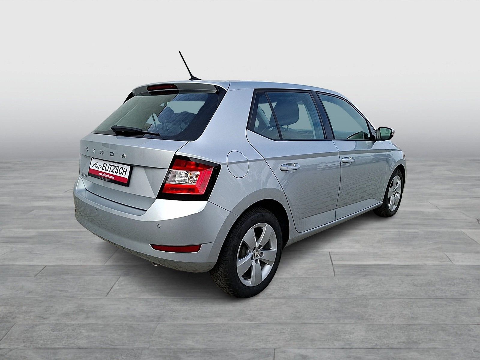 Fahrzeugabbildung SKODA Fabia 1.0 Cool-Plus Klima DAB PDC SH