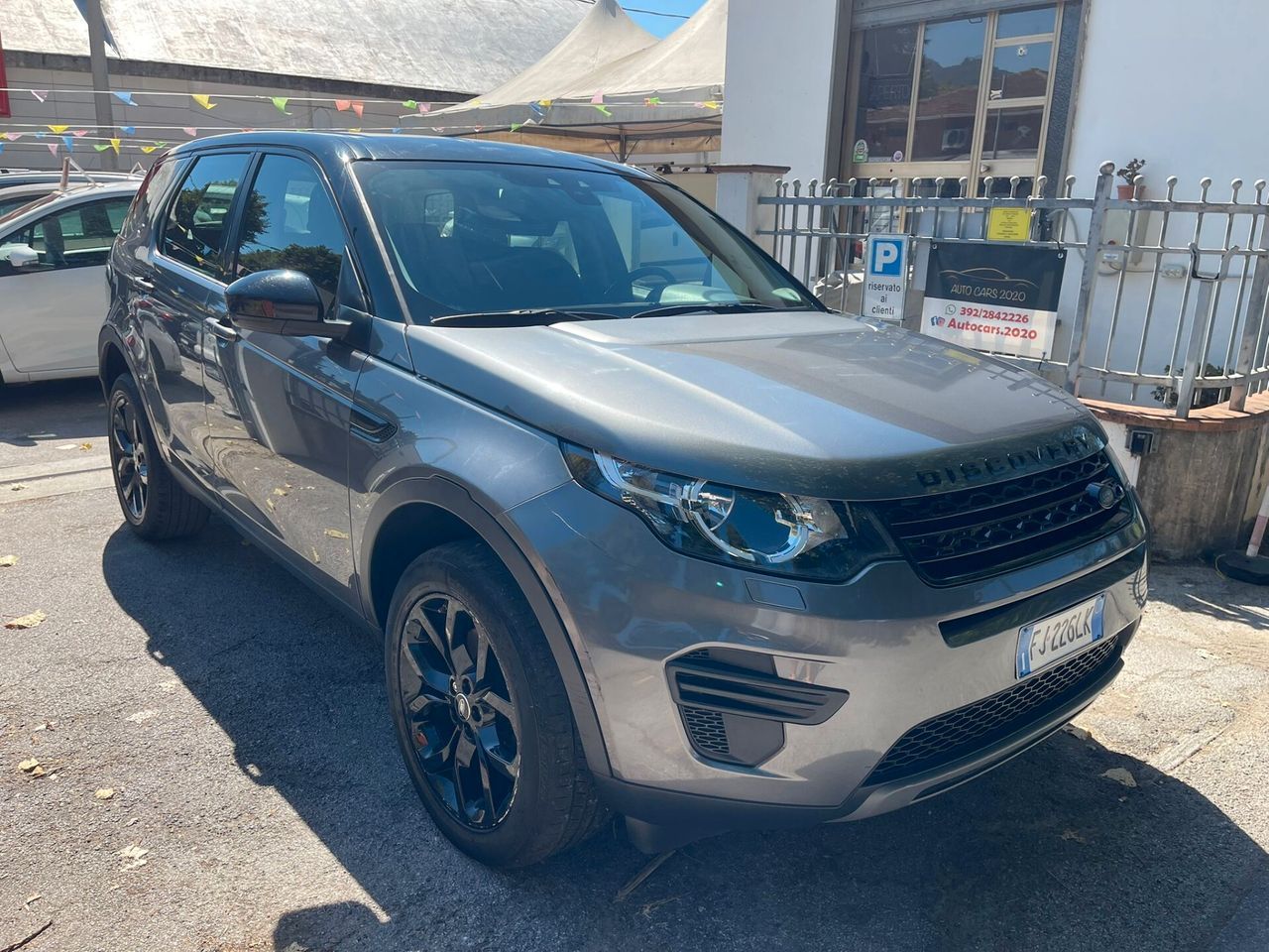 Land-Rover Discovery Sport - 1