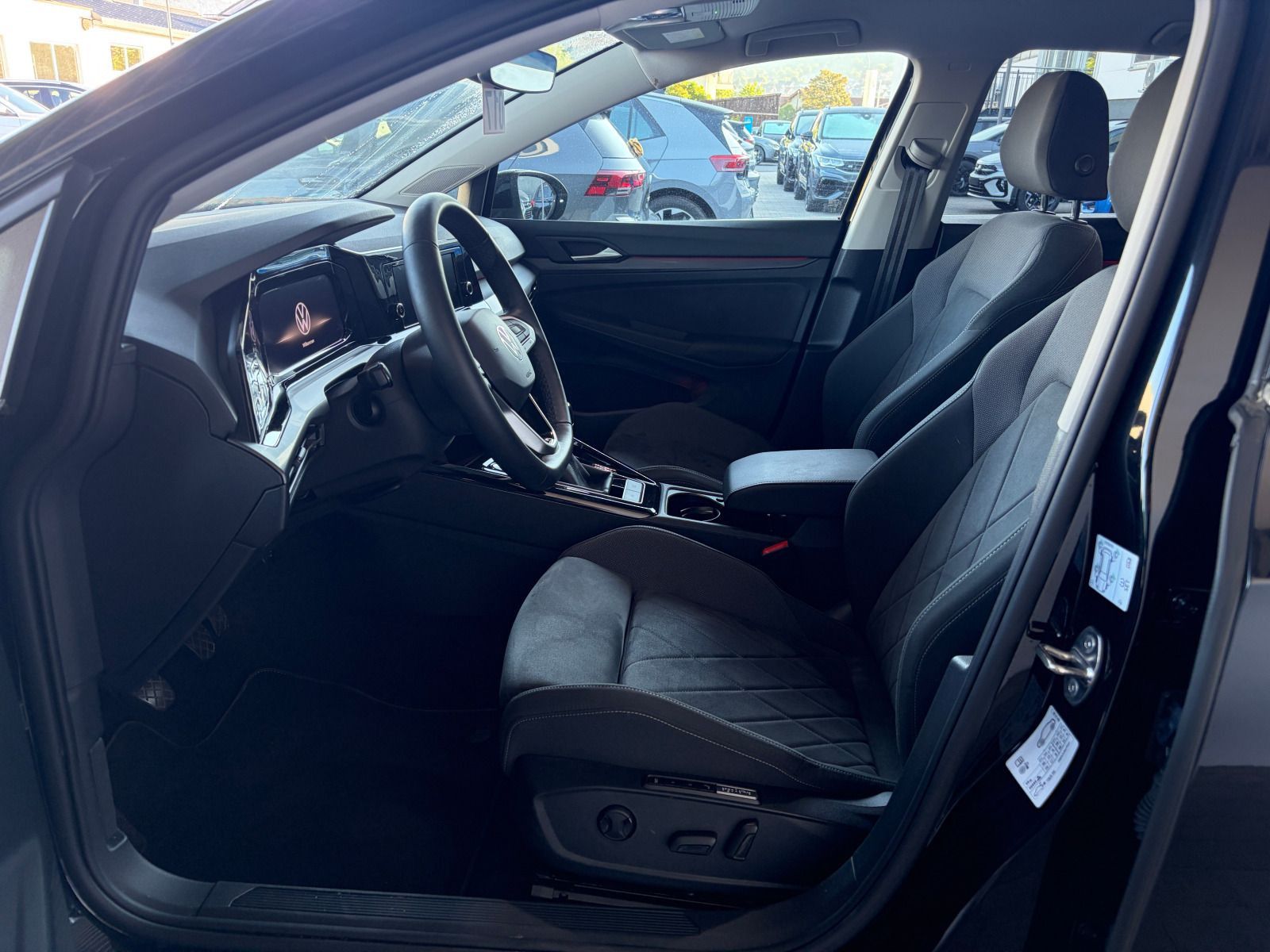 Volkswagen Golf - Bild 12