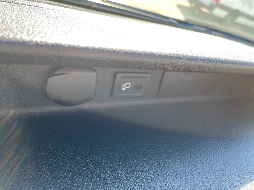 Fahrzeugabbildung Mercedes-Benz Sprinter 315 CDI Pritsche 3665 AHK,Klima,7-Sitze
