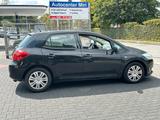 Toyota Auris Sol 2.0 D-4D Klimaaut.-Tempomat-2.Hand-ZV - Toyota Auris: Sol