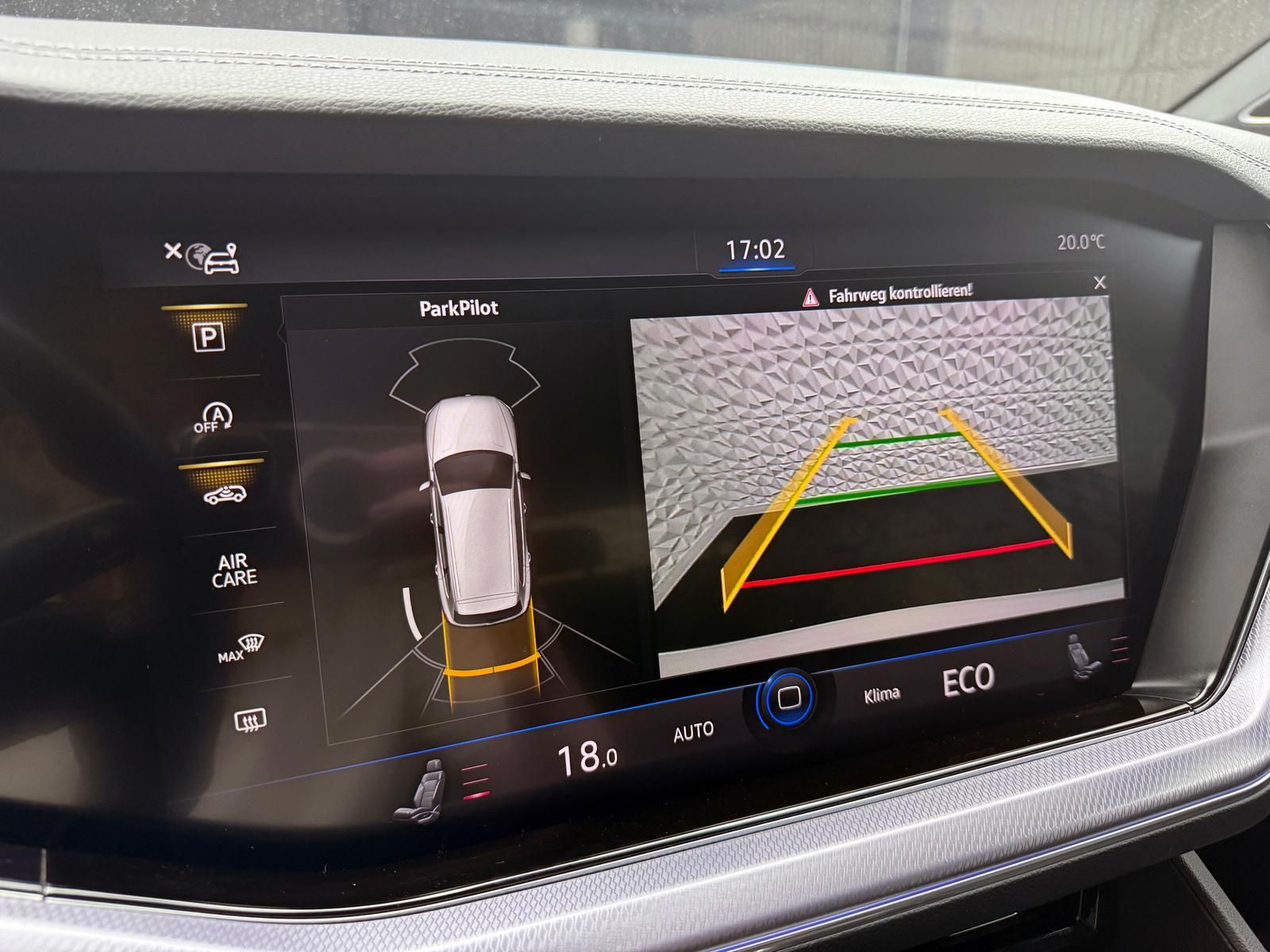 Fahrzeugabbildung Volkswagen 3.0 TDI R-LINE/ALLRADLENK/DYNAUDIO/STANDHZ/AHK/M
