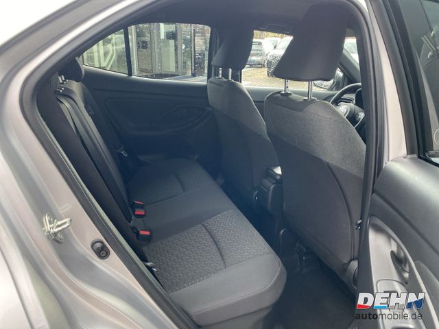 Toyota Yaris Cross 1.5 Hybrid Team Deutsch.Safety Cargo