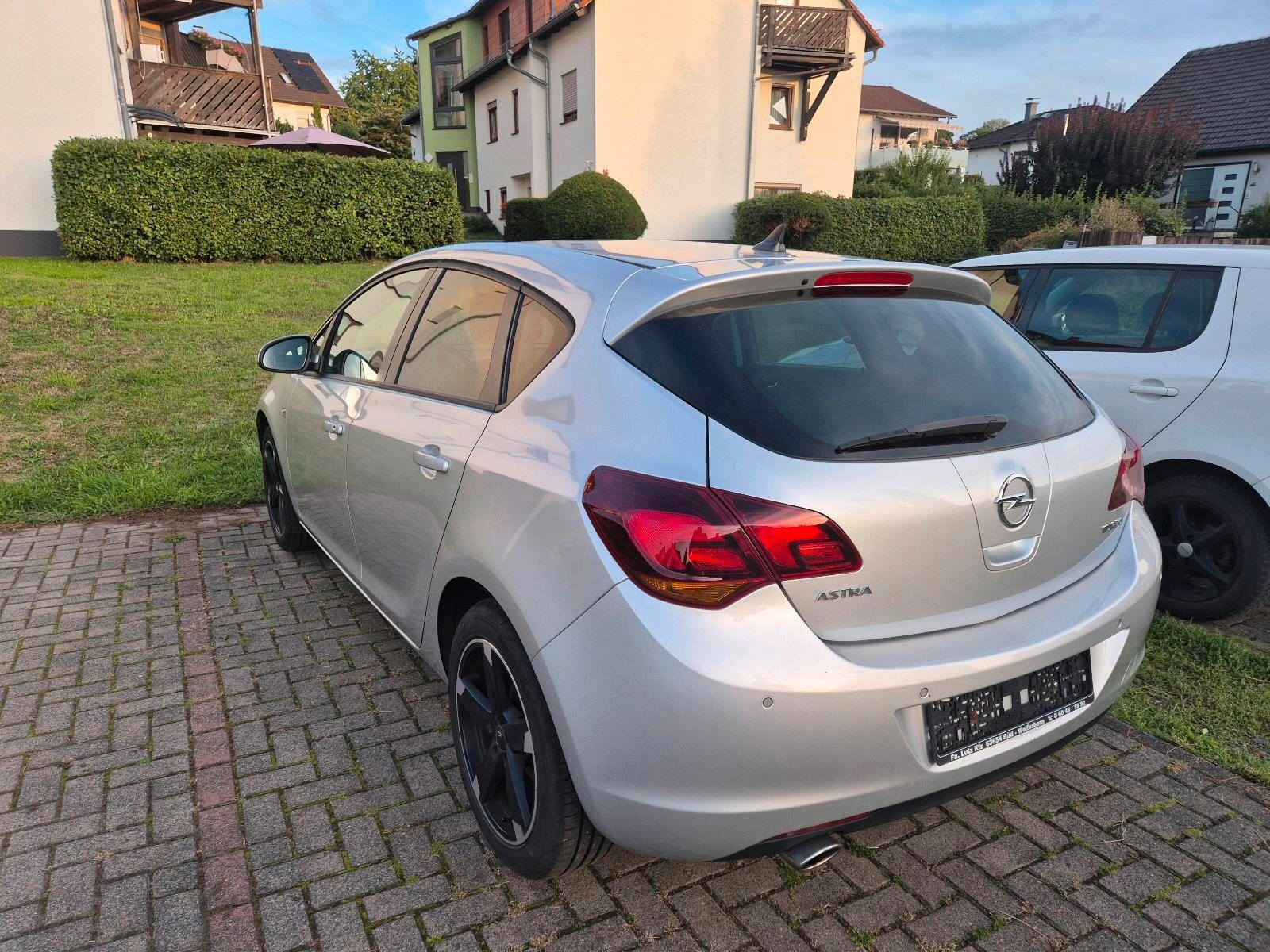 Opel Astra