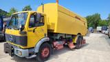 Mercedes-Benz 1722 Flugfeldkehrmaschine/ Airfield sweeper - Mercedes-Benz 1990