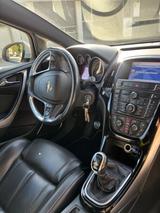 Opel Astra 2.0 Turbo 206kW S/S OPC OPC - Opel Astra: Limousine