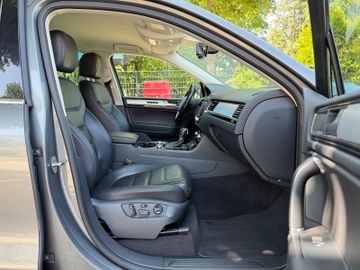 Volkswagen Touareg - 7